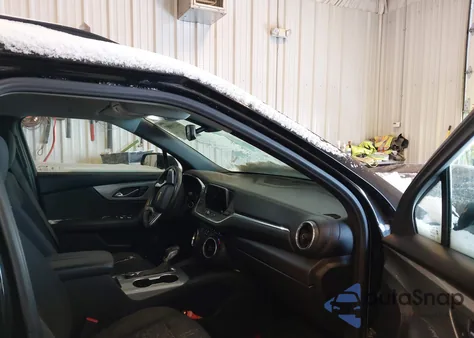 2020 Chevrolet Blazer Fwd 2Lt из США, поврежденный, VIN 3GNKBCRS8LS679013